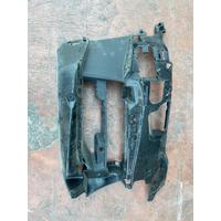 51118064968 BMW 5 SERİSİ G30 ÖN SAĞ TAMPON SİS BAĞLANTI BAKALİTİ | MOTOLAND