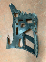 51118069415 / 8069415 BMW M4 G82 SOL ÖN TAMPON BRAKETİ | MOTOLAND