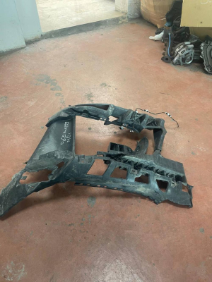 51118078611 / 8078611 BMW 4 SERİSİ G26 SİS BRAKETİ | MOTOLAND