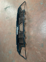 51118085447 / 8085447 BMW 3 SERİSİ G20 M-TECH ÖN TAMPON ORTA IZGARA | MOTOLAND
