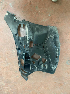 51118085473 BMW 3 SERİSİ G20 LCİ ÖN TAMPON SOL SİS FAR BRAKETİ | MOTOLAND