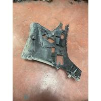 51118085474 / 8085474 BMW 3 SERİSİ G20 LCI ÖN TAMPON İÇ BRAKETİ