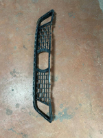 51118098664 / 8098664 BMW 5 SERİSİ G30 ÖN TAMPON ALT IZGARASI | MOTOLAND
