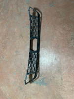 51118098664 / 8098664 BMW 5 SERİSİ G30 ÖN TAMPON ALT IZGARASI | MOTOLAND