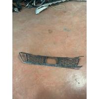 51118098664 / 8098664 BMW 5 SERİSİ G30 ÖN TAMPON IZGARASI