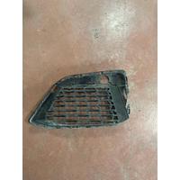 51118098670 / 8098670 BMW 5 SERİSİ G30 LCİ ÖN TAMPON IZGARASI