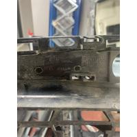 51118098670 / 8098670 BMW 5 SERİSİ G30 LCİ ÖN TAMPON IZGARASI