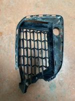 51118098670 / 8098670 BMW G30 LCI ÖN TAMPON SAĞ SİS IZGARASI | MOTOLAND
