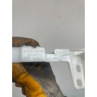 51119464050 / 9464050 BMW 7 SERİSİ G70 TAMPON ALT BRAKET PARÇASI