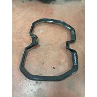 51119464477 / 9464477 BMW İ SERİİS İ20 ÖN PANJUR ÇERÇEVESİ