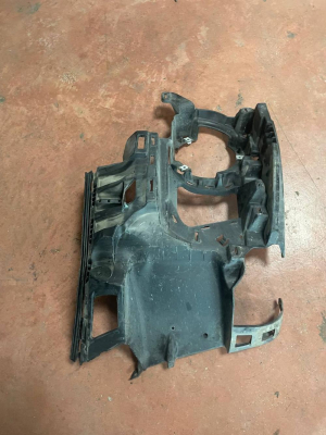 51119477046 / 9477046 MİNİ COOPER COUNTRYMAN ÖN TAMPON BRAKETİ