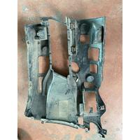 51119498602 / 9498602 BMW 5 SERİSİ G30 G31 LCI ÖN TAMPON SAĞ ÖN SİS BAĞLANTI BRAKETİ