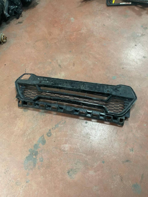 51119881918 / 9881918 BMW X1 U11 ÖN TAMPON ORTA IZGARA