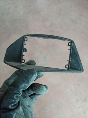 5112 9492065 BMW İX3 ARKA SAĞ RADAR SENSÖRÜ PARÇASI 