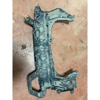 511211460915 / 11460915 BMW İX İ20 ARKA TAMPON ORTA BRAKETİ | MOTOLAND
