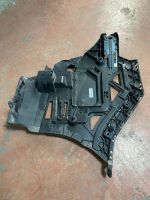 51125A011C3 BMW 5 SERİSİ G60 M-SPORT ARKA TAMPON SOL BRAKETİ | MOTOLAND
