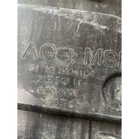 51125A011C4 / 5A011C4 BMW 5 SERİSİ G60 ARKA TAMPON MONTAJ BRAKET