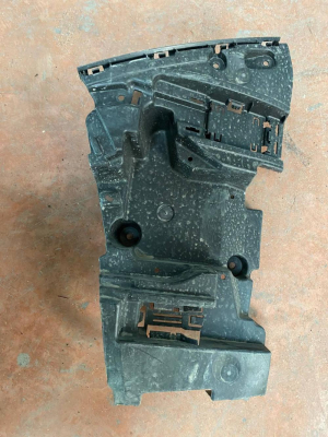 51125A0C1C7 / 5A0C1C7 MINI COUNTRYMAN U25 ARKA TAMPON SOL BRAKETİ | MOTOLAND