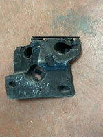 51125A0C1D4 / 5A0C1D4 MINI COUNTRYMAN U25 ÖN TAMPON SAĞ BRAKETİ | MOTOLAND