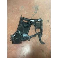 51125A1BF93 / 5A1BF93 BMW 3 SERİ G20 LCİ ARKA TAMPON BRAKETİ