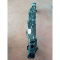 51127240912 / 7240912 BMW 1 SERİSİ F20 TAMPON DEMİRİ 4E21