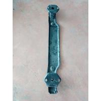 51127240912 / 7240912 BMW 1 SERİSİ F20 TAMPON DEMİRİ 4E21