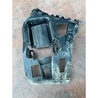 51127240956 / 7240956 BMW 1 SERİSİ F20 TAMPON BRAKETİ ARKA SAĞ | MOTOLAND