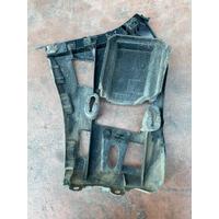 51127240956 / 7240956 BMW 1 SERİSİ F20 TAMPON BRAKETİ ARKA SAĞ | MOTOLAND