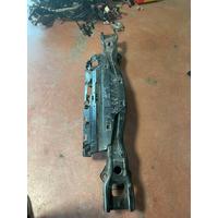 51127256921 / 7256921 BMW F30 F31 ARKA TAMPON BRAKETİ | MOTOLAND