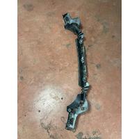 51127256922 / 7256922 BMW F30 ARKA TAMPON TAŞIYICI BRAKETİ