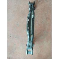 51127256927 / 7256927 BMW 3 SERİSİ F30 ARKA TAMPON TAŞIYICI