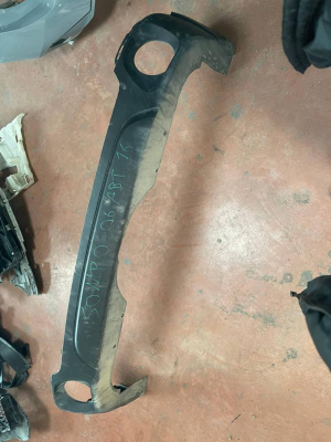 51127303441 / 7303441 BMW X5 F15 ARKA TAMPON SPOİLER | MOTOLAND