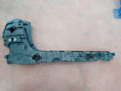 51127338757 / 7338757 BMW X3 SERİSİ F25 TAMPON BRAKETİ 4C13