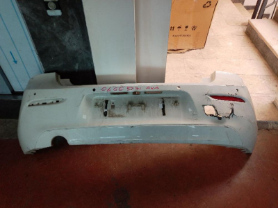51127371752 / 7371752 BMW 1 SERİSİ F20 ARKA TAMPON | MOTOLAND