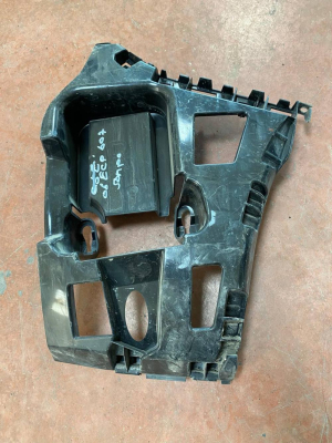51127371754 / 7371754 BMW 1 SERİSİ F20 TAMPON SAĞ BRAKETİ | MOTOLAND