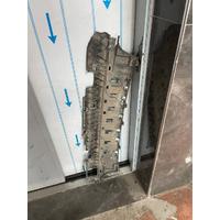 51127387296 / 7387296 BMW 5 SERİSİ G30 ARKA TAMPON İÇ BAKALİTİ