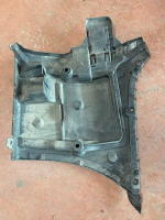 51127387299 / 7387299 BMW 5 SERİSİ G30 ARKA TAMPON SOL BRAKETİ | MOTOLAND