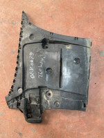 51127387300 / 7387300 BMW 5 SERİSİ G30 ARKA TAMPON SAĞ BRAKETİ | MOTOLAND