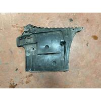 51127387300 BMW 5 SERİSİ G30 ARKA TAMPON SAĞ BRAKETİ | MOTOLAND