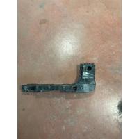 511277382810 / 77382810 BMW X3 G01 ARKA TAMPON BRAKETİ