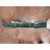 51127904994 / 7904994 BMW 5 SERİSİ F10 ARKA TAMPON PARÇASI
