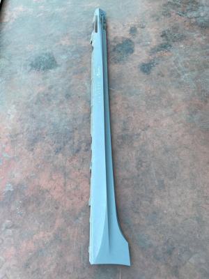 51128069381 / 8069381 BMW 3 SERİSİ G30 SOL MARŞPİYEL | MOTOLAND