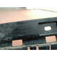 51128069392 / 8069392 BMW 3 SERİSİ G20 ARKA TAMPON BRAKETİ 4D5