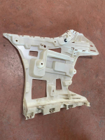 51128078586 / 8078586 BMW 4 SERİSİ G26 ARKA TAMPON SAĞ İÇ BRAKETİ | MOTOLAND