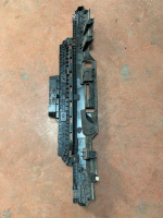51128084702 / 8084702 BMW 5 SERİSİ G60 ARKA TAMPON ORTA BRAKETİ | MOTOLAND