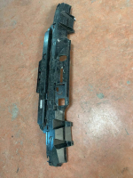51128084702 / 8084702 BMW 5 SERİSİ G60 ARKA TAMPON ORTA BRAKETİ | MOTOLAND