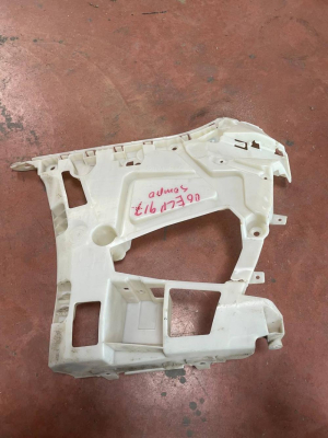 51128085487 / 8085487 BMW 3 G20M LCİ ARKA TAMPON BRAKETİ