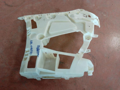 51128085487 / 8085487 BMW 3 SERİSİ G20 LCİ TAMPON BRAKETİ 4D22