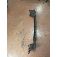 51128098687 / 8098687 BMW 5 SERİSİ G30 TAMPON BRAKETİ | MOTOLAND