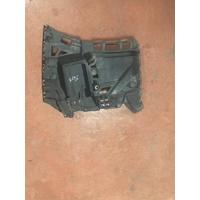 51128737050 / 8737050 BMW İ SERİSİ İX ARKA TAMPON BRAKETİ